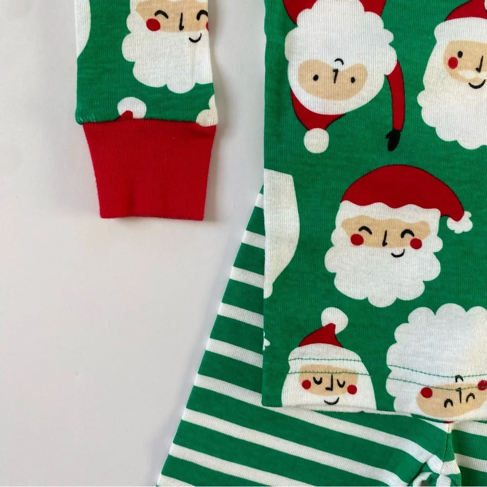 Santa Pajamas Size 18 Months NWT New Boys Girls Green Red Carter’s Striped Pants